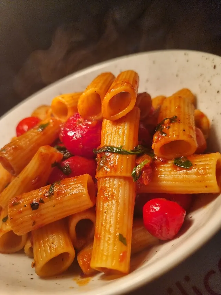 Rigatoni E Pomodorini